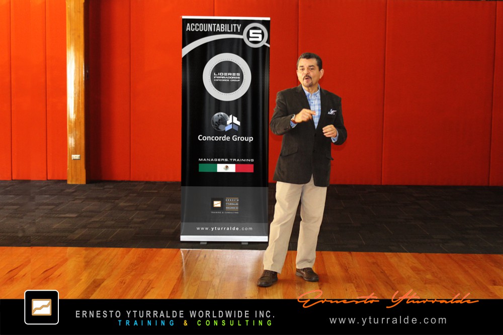 Ernesto Yturralde, Speaker - Storytelling, Charlas y Conferencias Empresariales